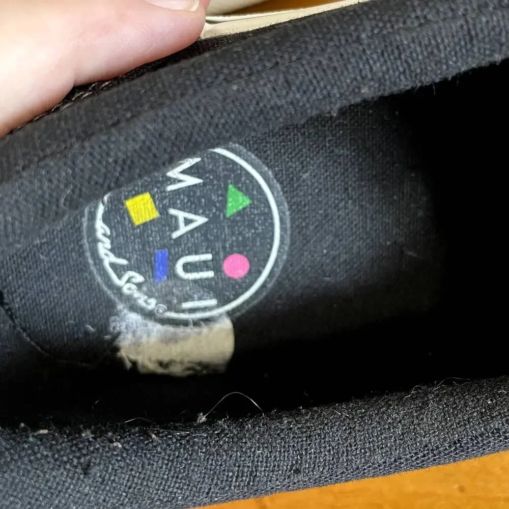 Maui and Sons Mens Size 9 Shoes Slip On Canvas Skull Born in Maui Raised in Cali